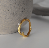Aesthetic Design 925 Silver Petite Finger Ring With a Small Pearl Minimalist Jewelry